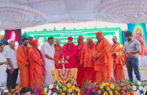 ಮಾಡಾಳು ಸರ್ಕಾರ ಒಪ್ಪಲ್ಲಿ ಬಿಡಲಿ ಲಿಂಗಾಯತ ಪ್ರತ್ಯೇಕ ಧರ್ಮ ಎಂದು ಶ್ರೀ ತರಳಬಾಳು ಸಾಣೆಹಳ್ಳಿ ಶಾಖ ಮಠದ ಪಟ್ಟಾಧ್ಯಕ್ಷರಾದ ಪಂಡಿತಾರಾಧ್ಯ ಶಿವಾಚಾರ್ಯ ಸ್ವಾಮೀಜಿ