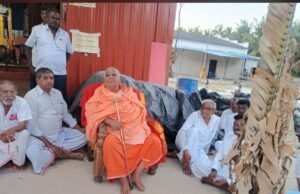 ಸ್ವರ್ಣಗೌರಿ ಪುಣ್ಯಕ್ಷೇತ್ರದಲ್ಲಿ ನೂತನವಾಗಿ ನಿರ್ಮಾಣವಾಗುತ್ತಿರುವ ದೇವಾಲಯದ ಕಾಮಗಾರಿಯನ್ನು ವೀಕ್ಷಿಸಿದ ಕೋಡಿಮಠದ ಶ್ರೀಗಳು