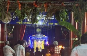 ತಾಲೂಕು ಮಾಡಾಳು ಗ್ರಾಮದಲ್ಲಿ ಶ್ರೀ ಸ್ವರ್ಣ ಗೌರಿ ಅದ್ದೂರಿ ಅಮವಾಸ್ಯೆ ಪೂಜೆ ನೆರವೇರಿತು