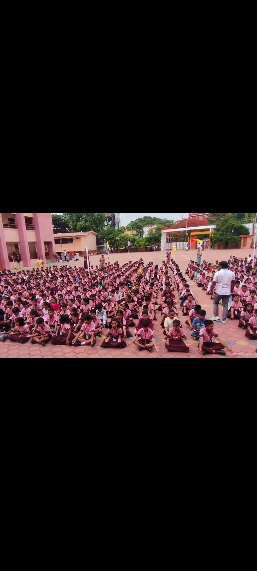 ಭಗವದ್ಗೀತೆ ಬೈಬಲ್ ಕುರಾನ್  ಬೋಧಿಸುವ ಮೂಲಕ ಬೆಥನಿ  ಸೆಂಟ್ರಲ್ ಶಾಲೆ ಪುನರಾರಂಭ 